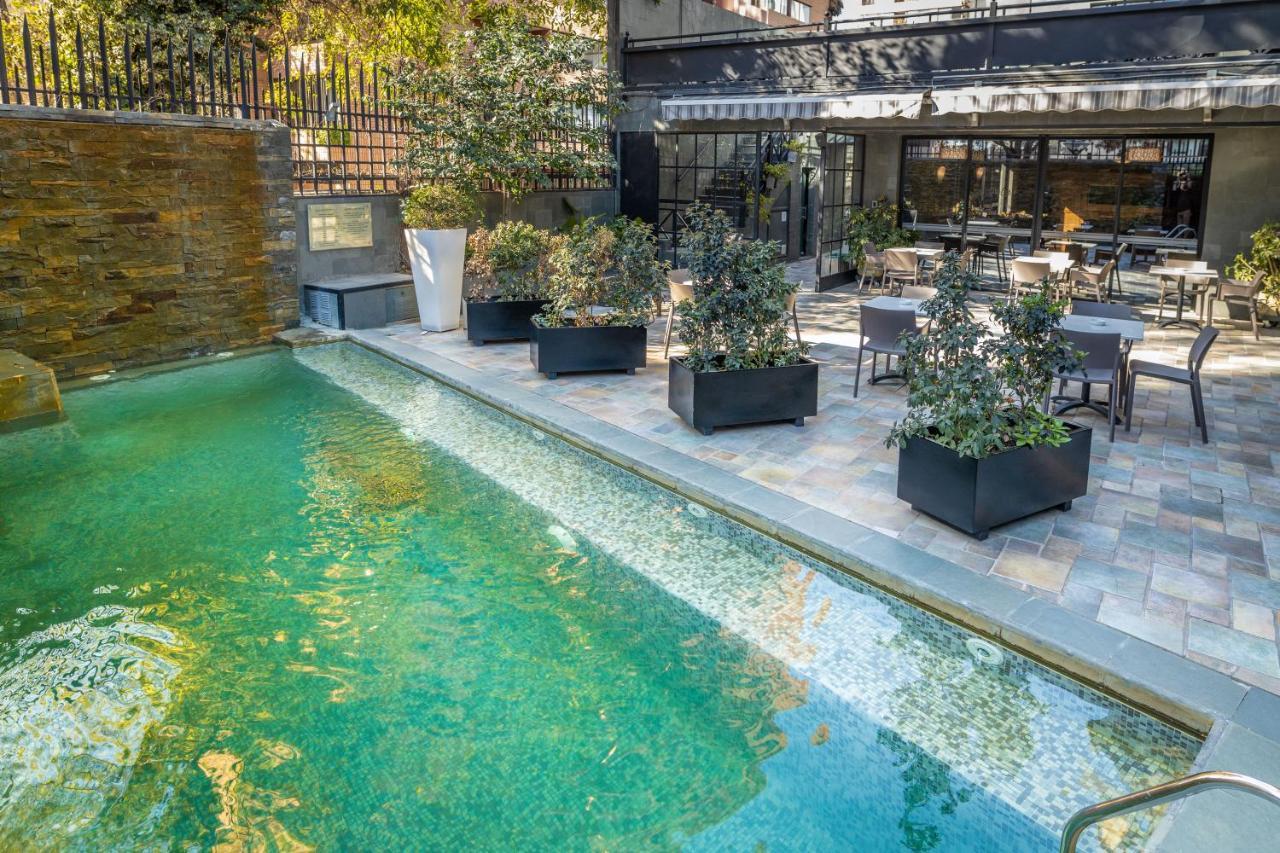 Wyndham Garden Santiago Kennedy Hotel Eksteriør billede