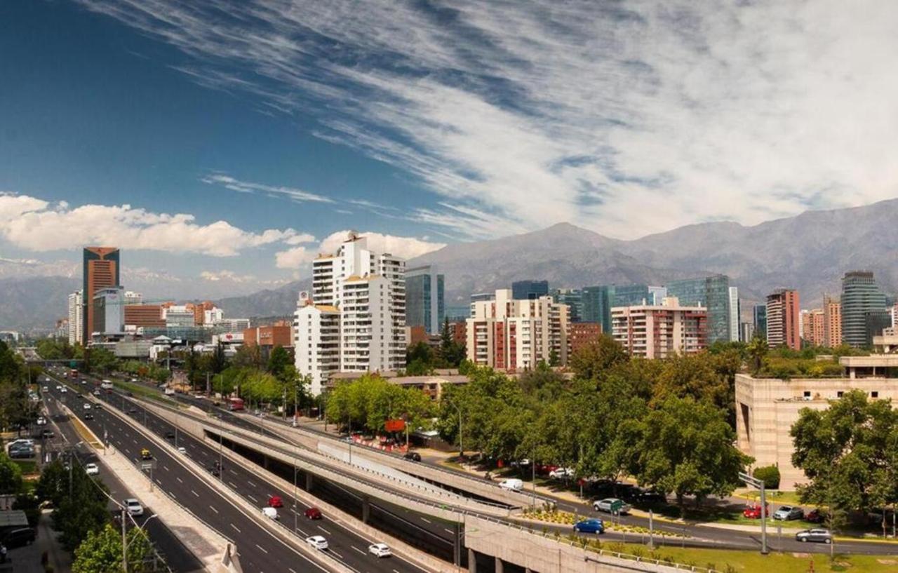 Wyndham Garden Santiago Kennedy Hotel Eksteriør billede
