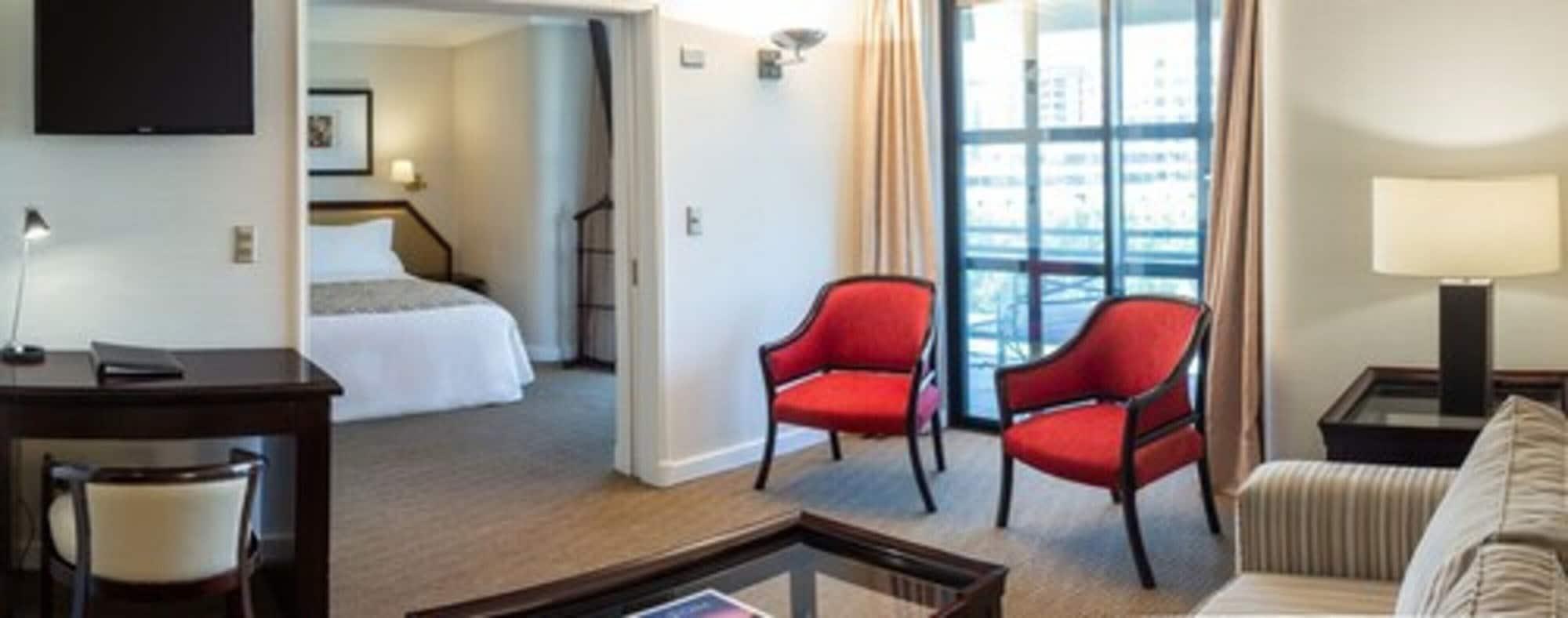 Wyndham Garden Santiago Kennedy Hotel Eksteriør billede