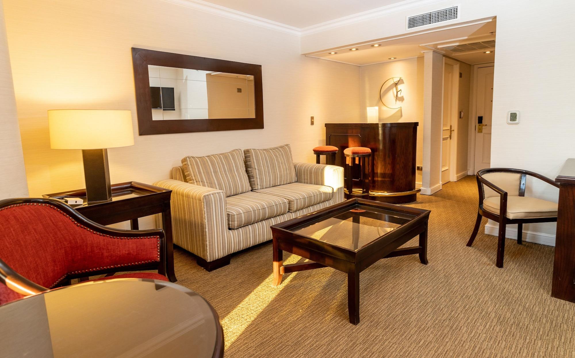 Wyndham Garden Santiago Kennedy Hotel Eksteriør billede