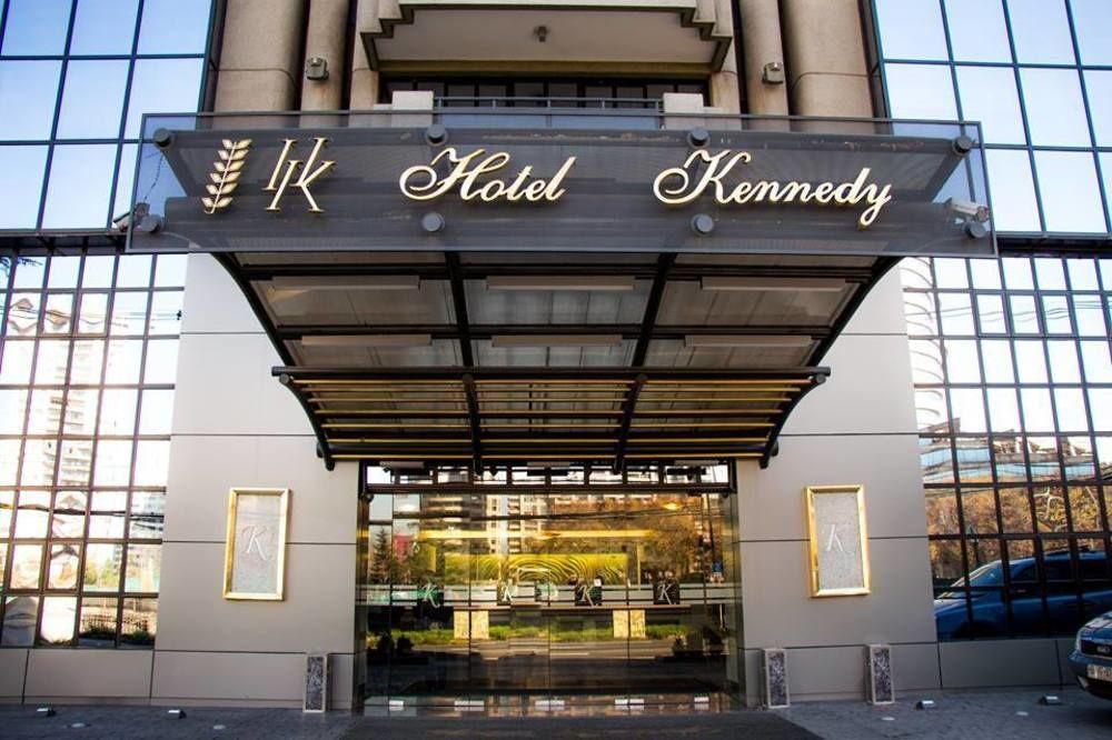 Wyndham Garden Santiago Kennedy Hotel Eksteriør billede